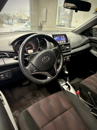 Toyota Yaris 1.5 107cv S Cvt - foto 8