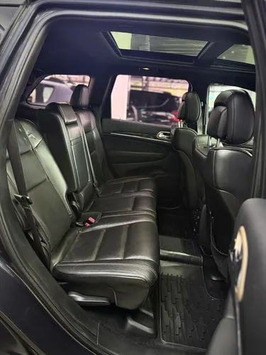 Jeep Grand Cherokee 3.6 Overland 286hp At - foto 12