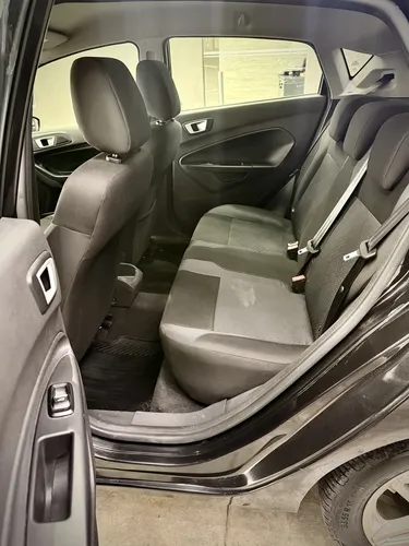 Ford Fiesta Kinetic 1.6 Se Plus 120cv - foto 8