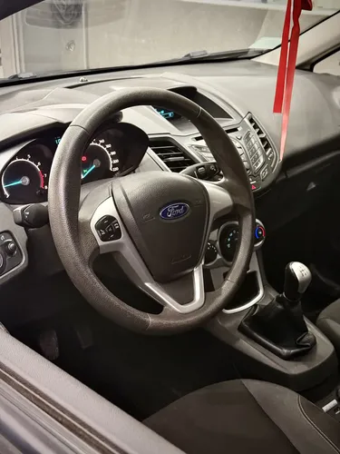 Ford Fiesta Kinetic 1.6 Se Plus 120cv - foto 11