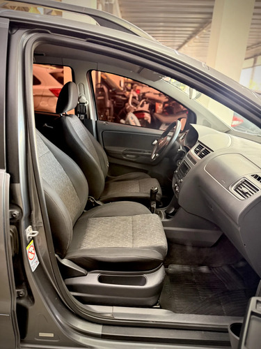 Volkswagen Suran 1.6 Highline 101cv - foto 11