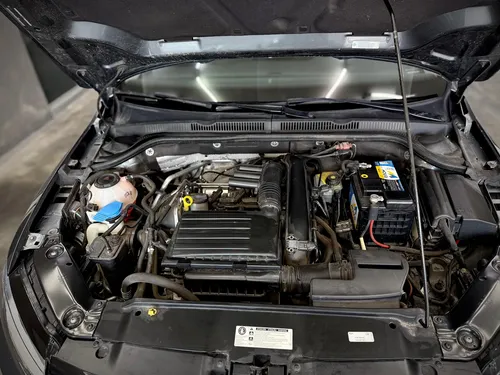 Volkswagen Vento 1.4 Highline 150cv At - foto 4