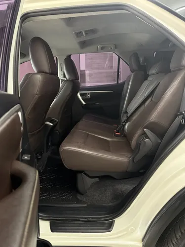 Toyota Hilux Sw4 2.8 Srx 177cv 4x4 7as At - foto 11