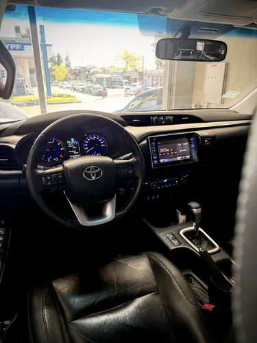 Toyota Hilux Pick-up 2.8 Cd Srx 177cv 4x4 At - foto 10